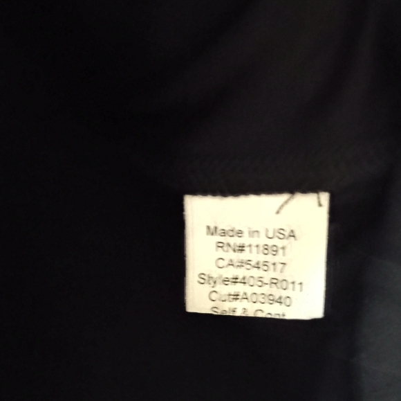 Little Black Dress with a Twist - Picture 7 of 9